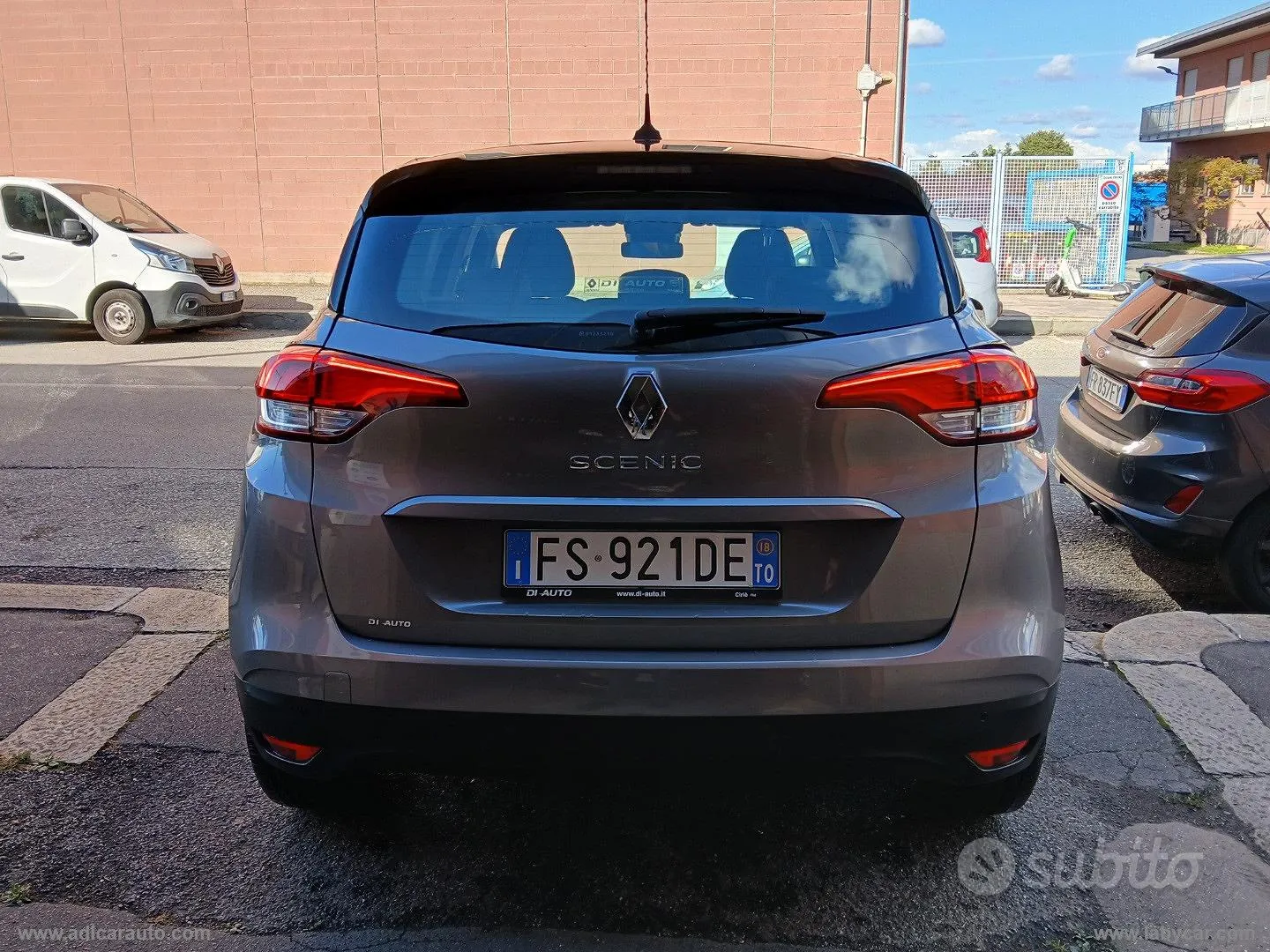 Renault Scenic 2018 photo 5