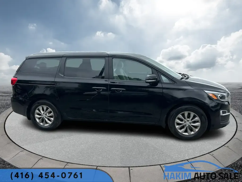 Kia Sedona 2021 photo 4