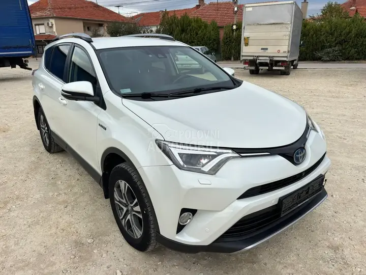 Toyota Rav4 2018 photo 5