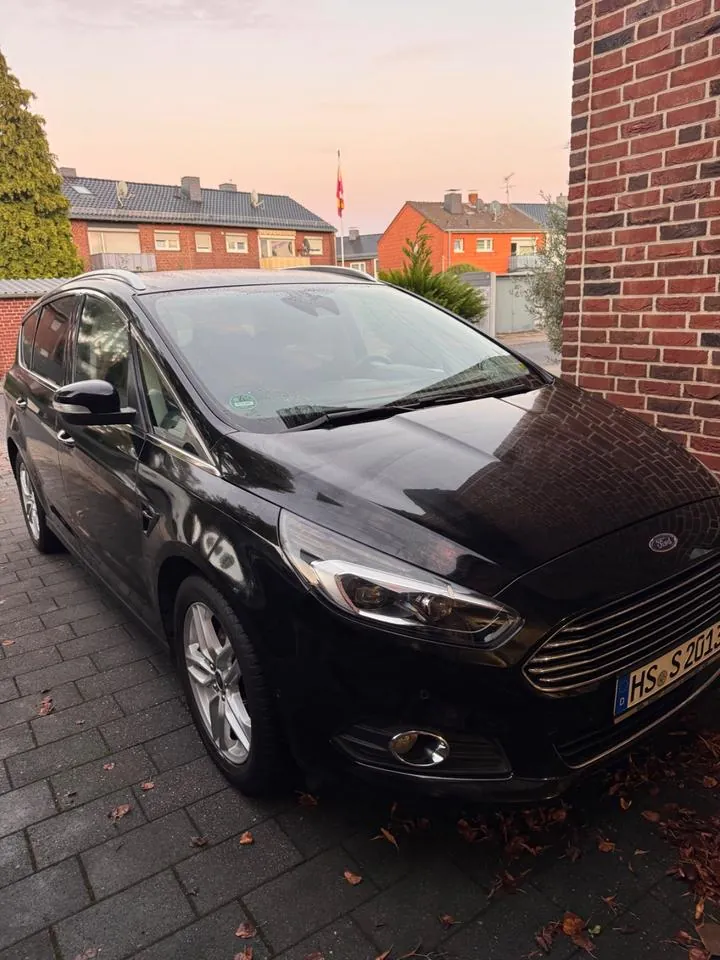 Ford S-Max