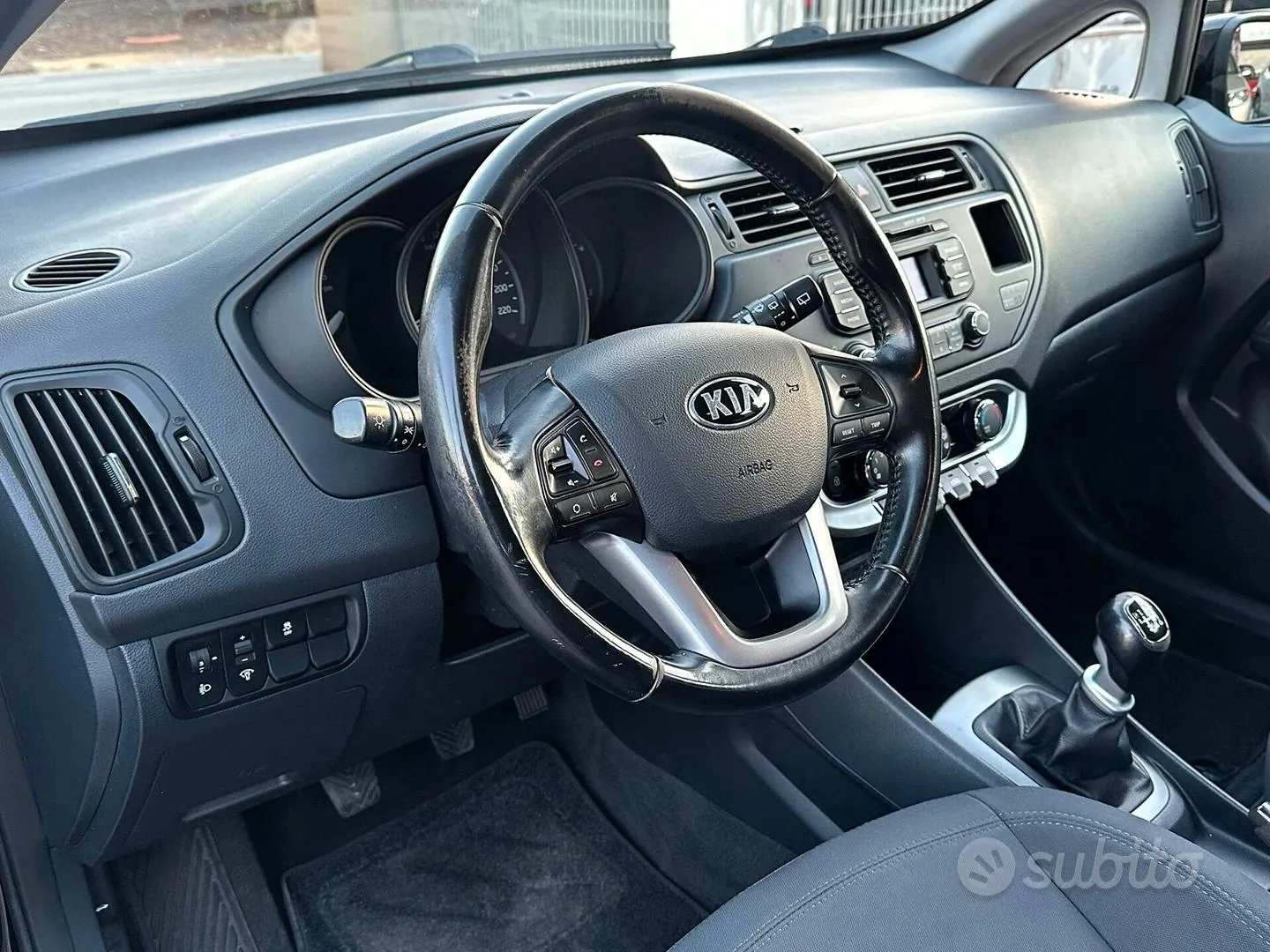 Kia Rio 2014 photo 5