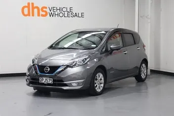 Nissan Note 2016 photo 4