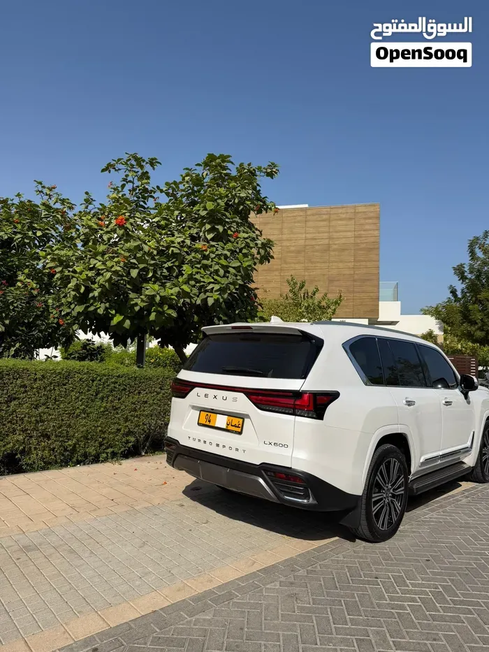 Lexus Lx 600 2025 photo 4