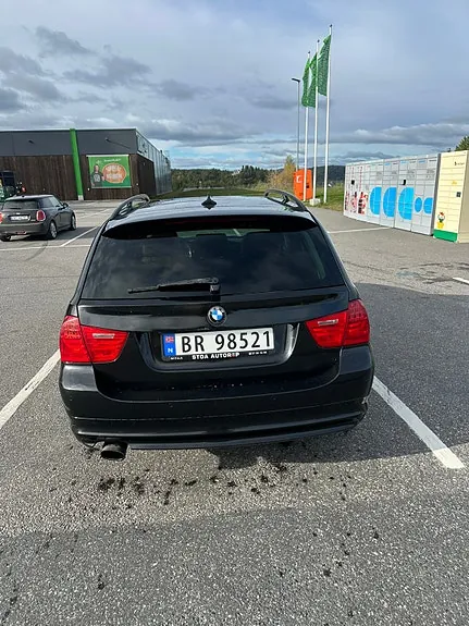 BMW 320Xd 2010 photo 5