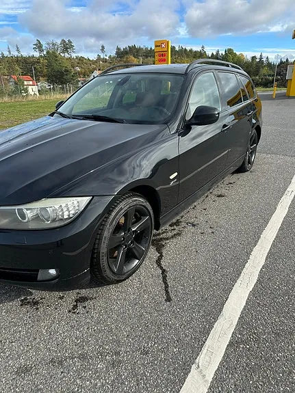 BMW 320Xd 2010 photo 2