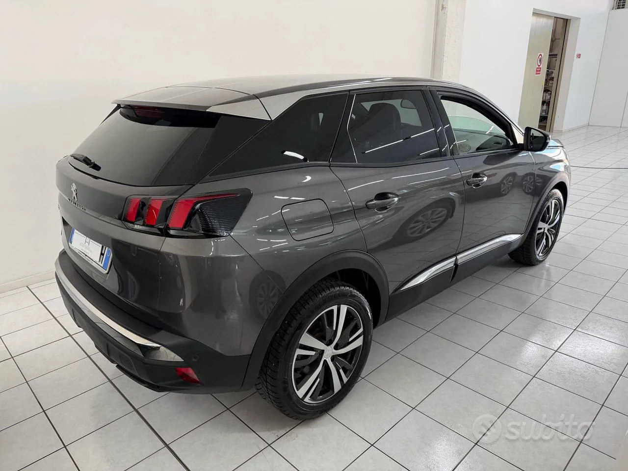 Peugeot 3008 2023 photo 3