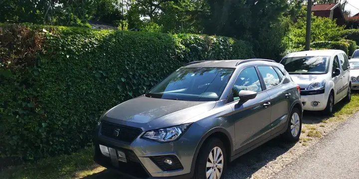Seat Arona