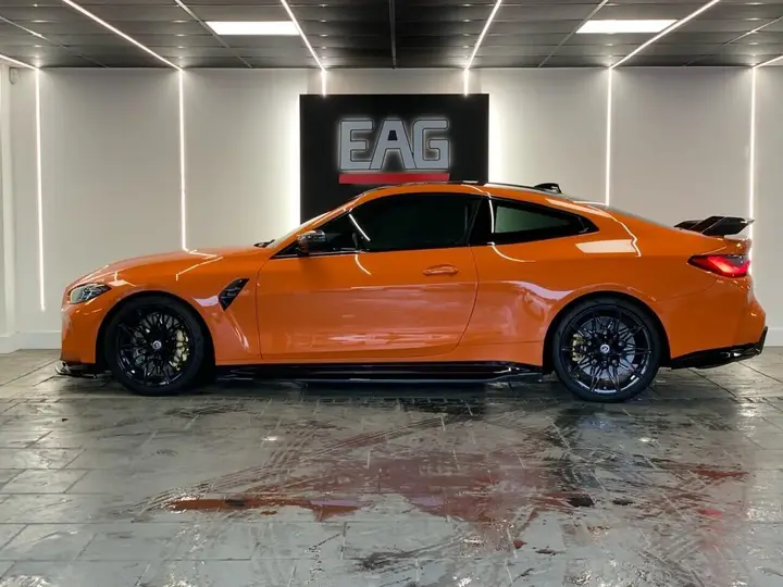 BMW M4 2023 photo 3