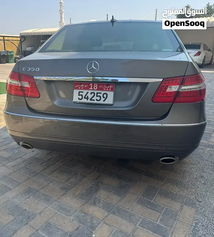 Mercedes-Benz E-Class 2010 photo 3