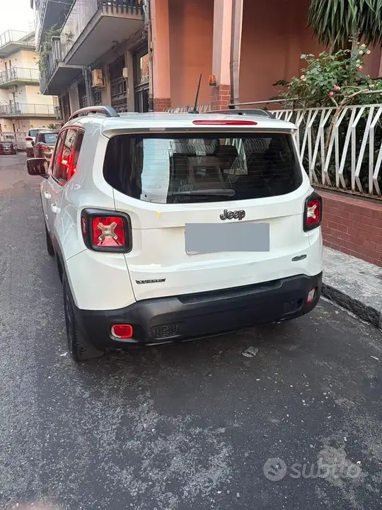 Jeep Renegade 2015 photo 4