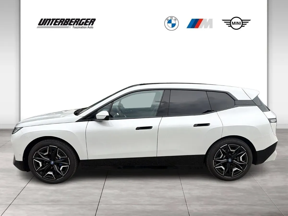 BMW Ix 2023 photo 3