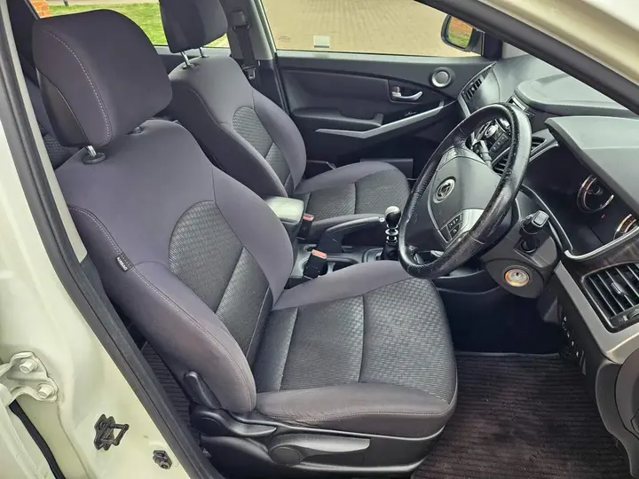 KG Mobility Korando 2014 photo 4