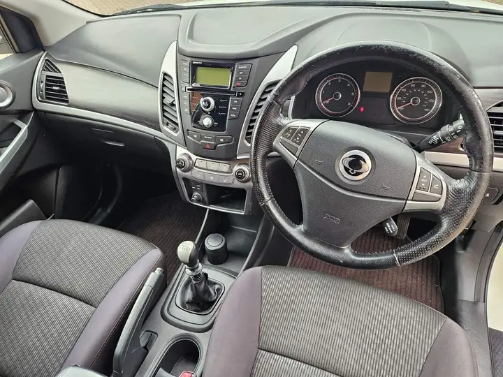 KG Mobility Korando 2014 photo 3
