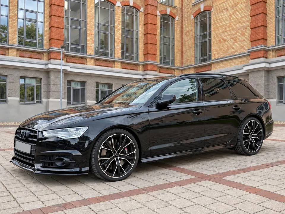Audi S6 Avant