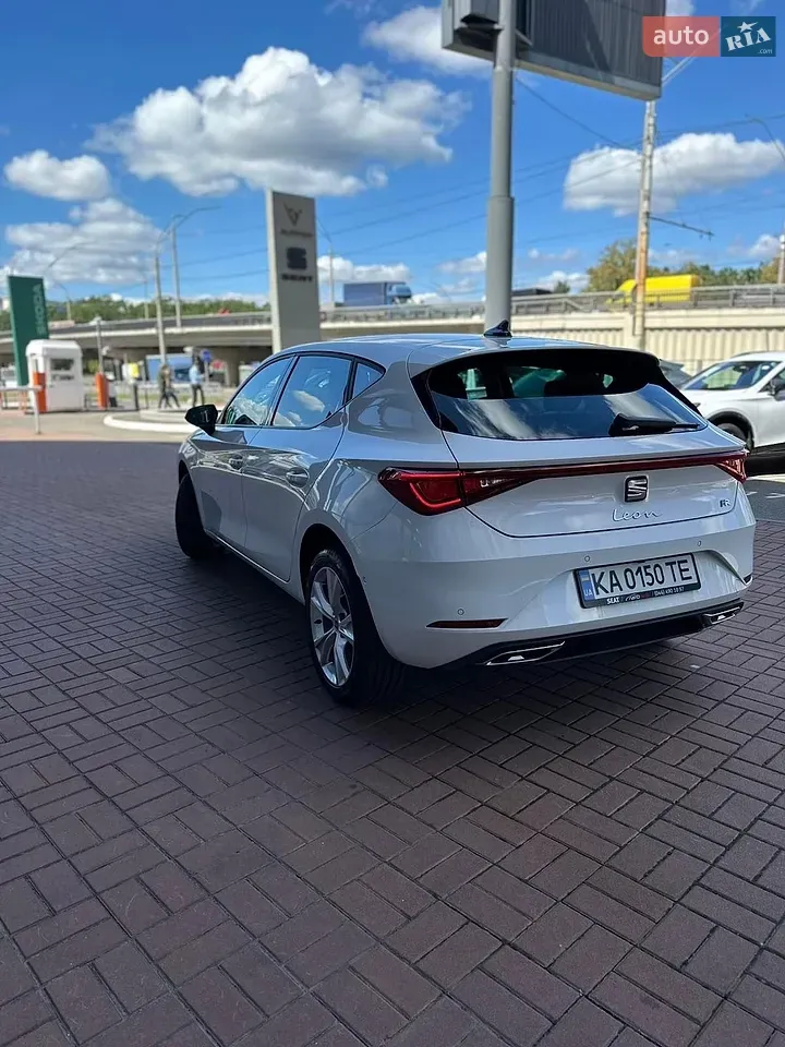 Seat Leon 2025 photo 4