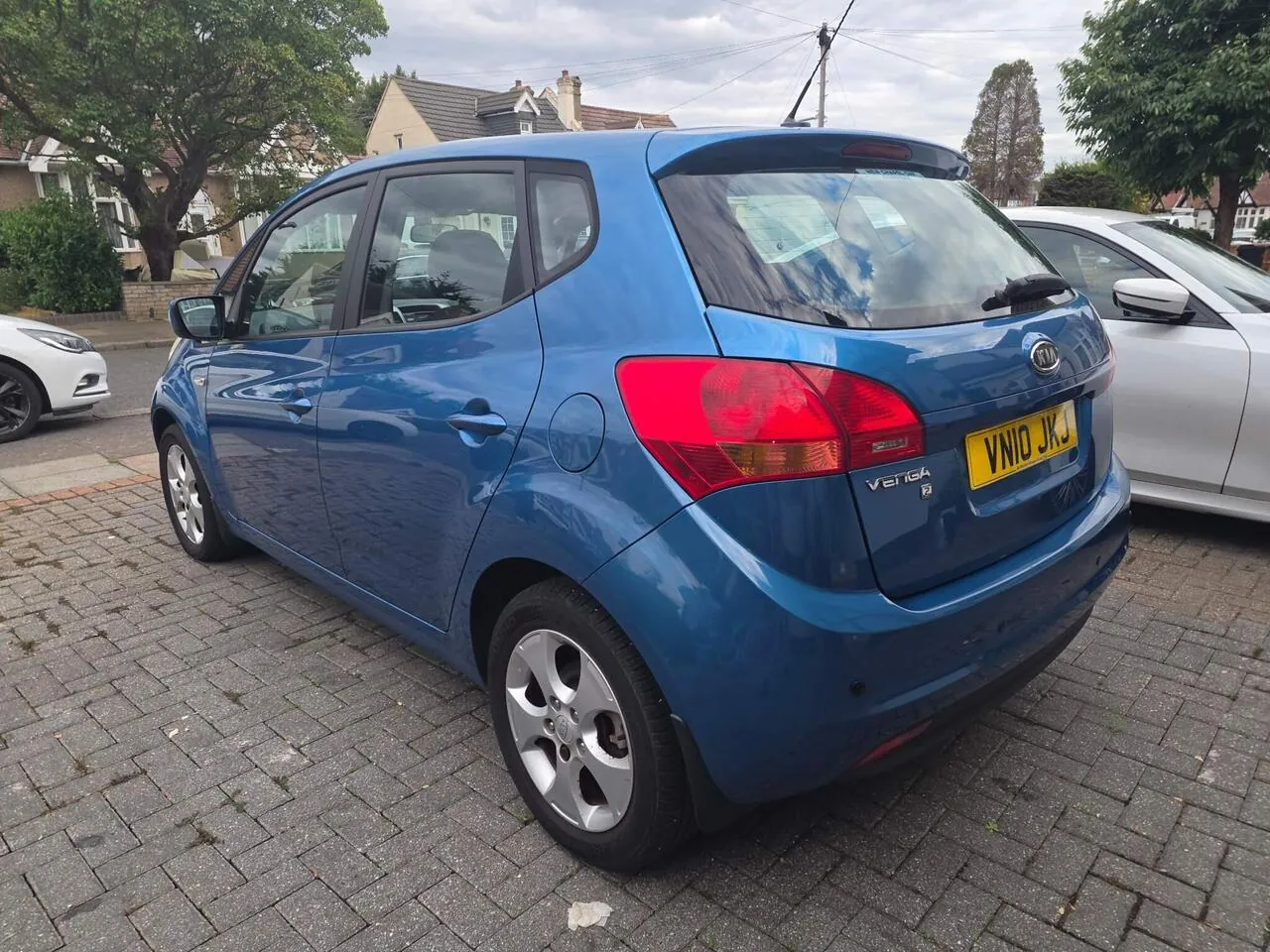 Kia Venga 2010 photo 4