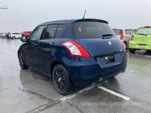 Suzuki Swift 2015 photo 3