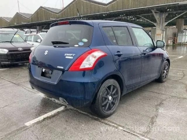 Suzuki Swift 2015 photo 4