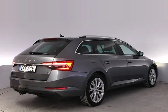 Skoda Superb 2023 photo 5