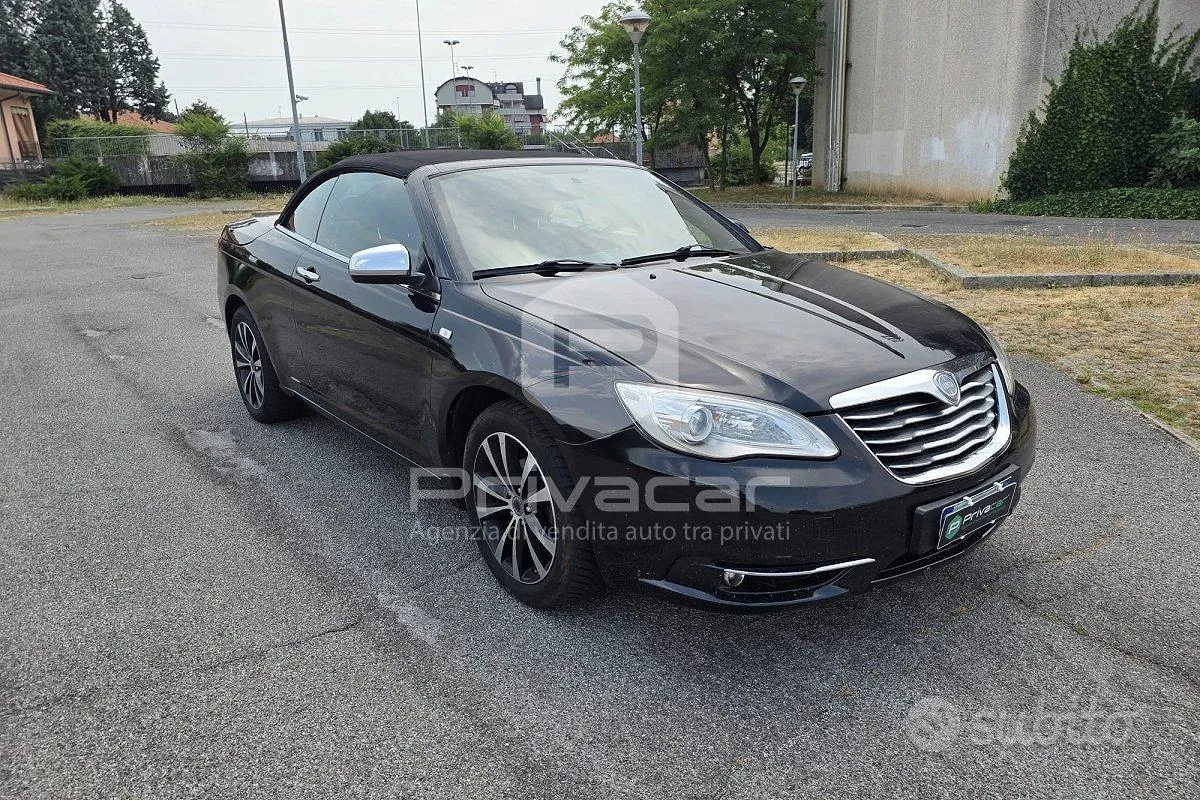 Lancia Flavia 2015 photo 3