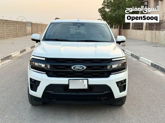 Ford Expedition 2024 photo 2
