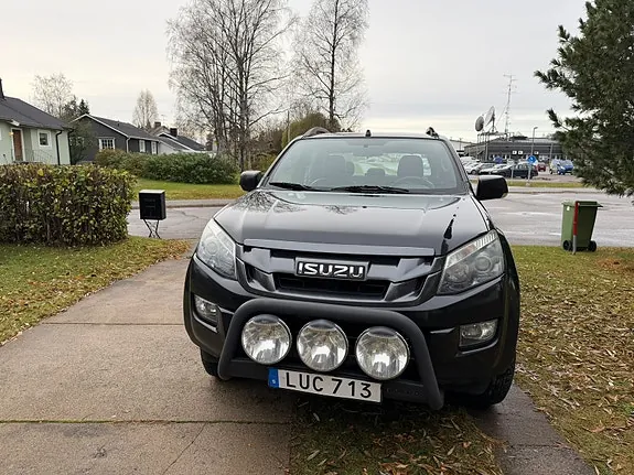Isuzu D-Max 2015 photo 3