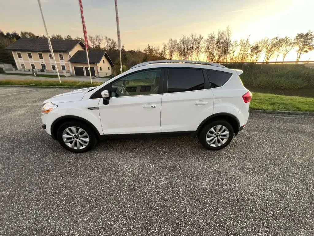 Ford Kuga 2012 photo 3