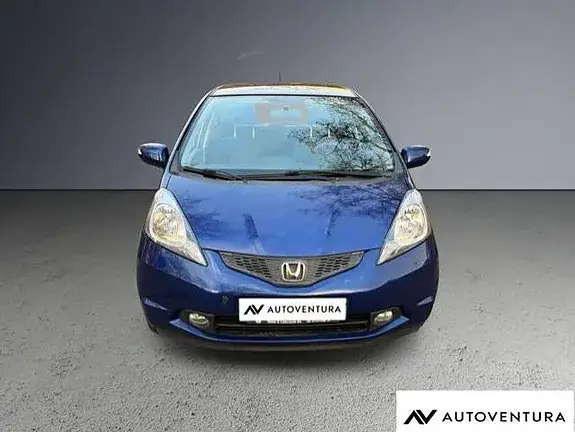 Honda Jazz 2011 photo 2
