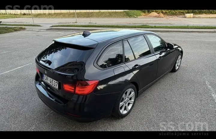 BMW 320 2012 photo 4