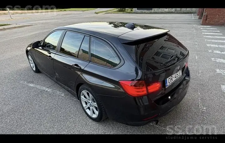 BMW 320 2012 photo 3