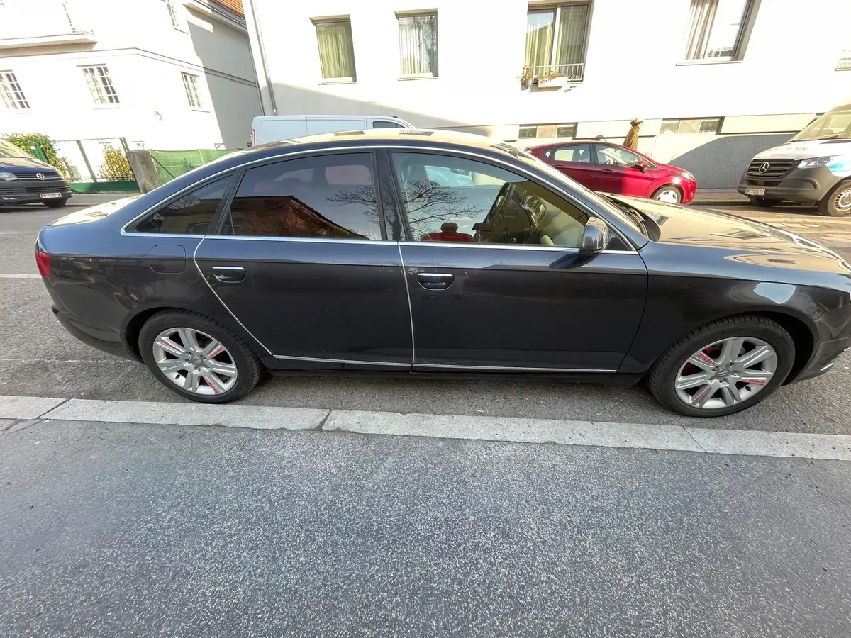 Audi A6 2009 photo 2