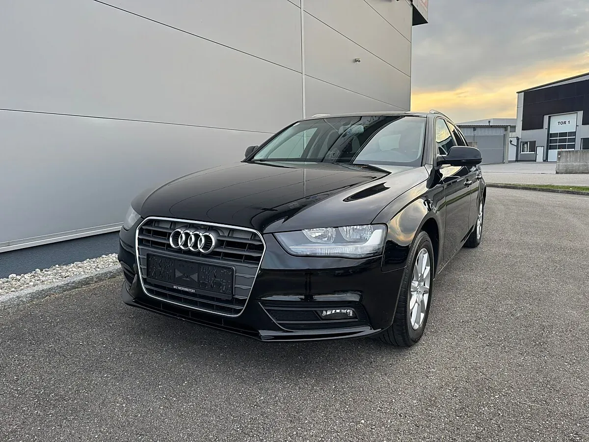 Audi A4 2015 photo 2