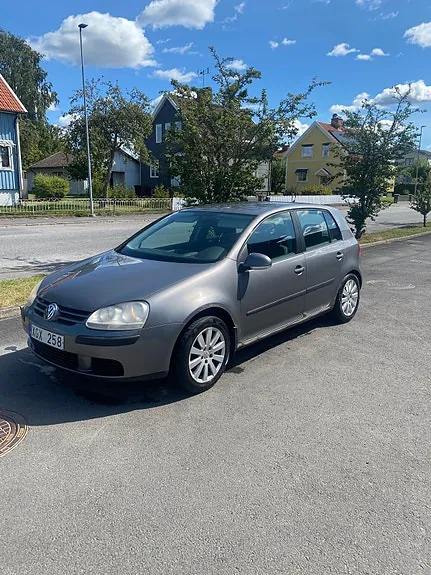 Volkswagen Golf V