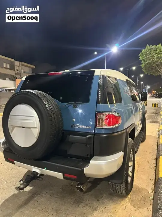 Toyota Fj 2014 photo 3