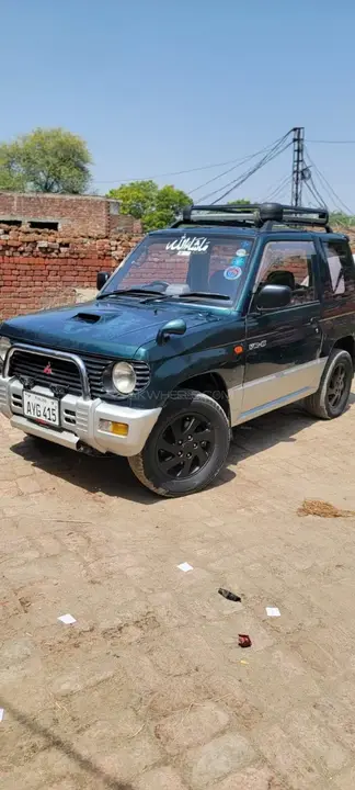 Mitsubishi Pajero Mini