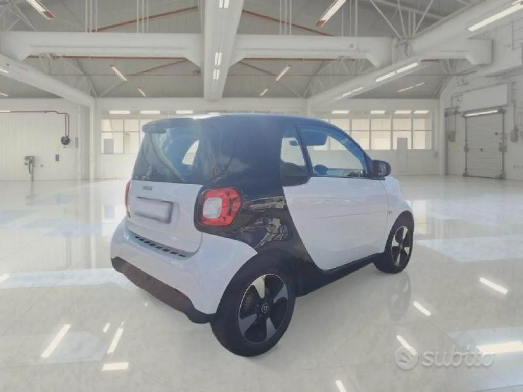 Smart Fortwo 2020 photo 2