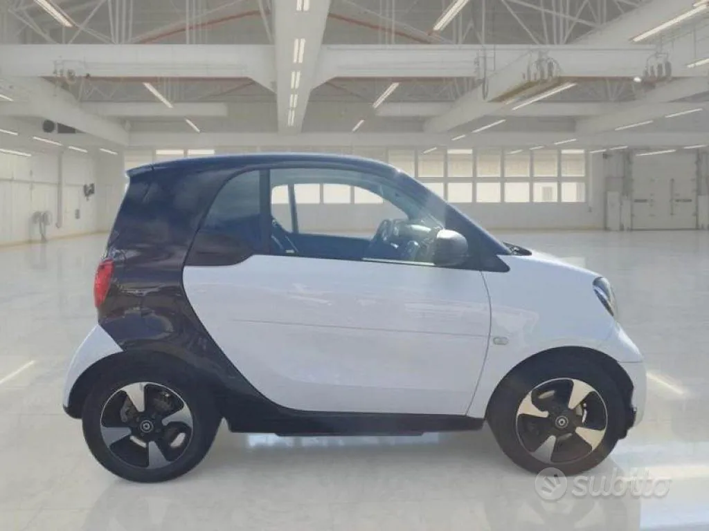 Smart Fortwo 2020 photo 3