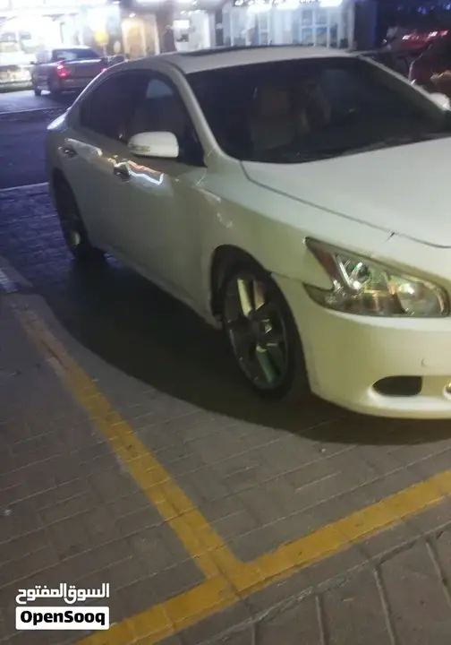 Nissan Maxima 2011 photo 5