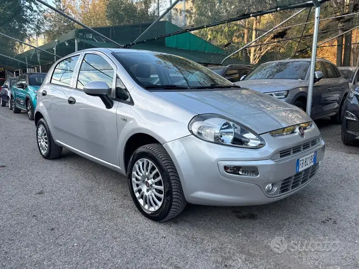 Fiat Punto 2015 photo 3