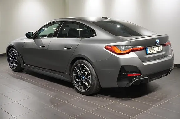 BMW I4 2024 photo 3
