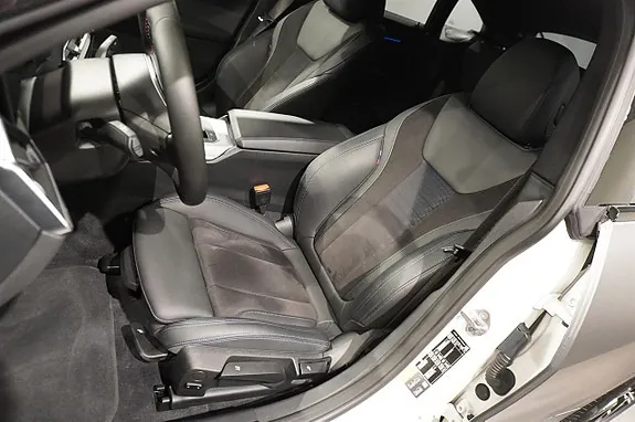 BMW I4 2024 photo 4