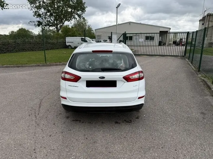 Ford Mondeo 2017 photo 4