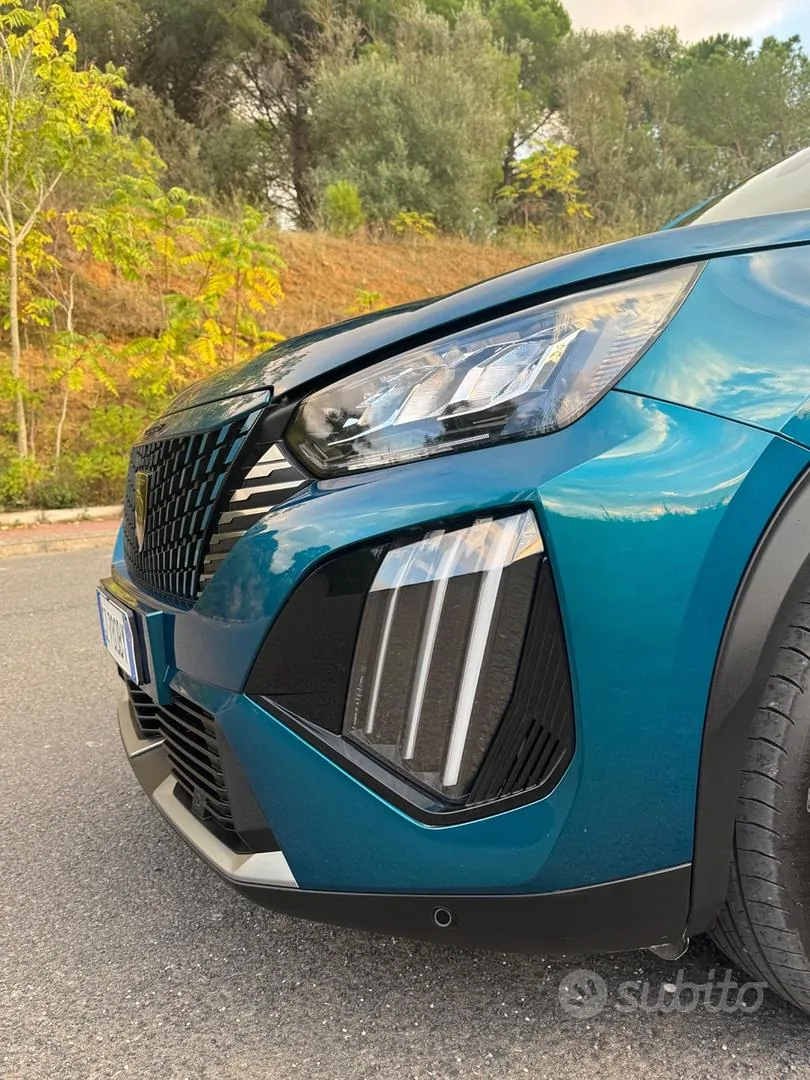 Peugeot 2008 2025 photo 5
