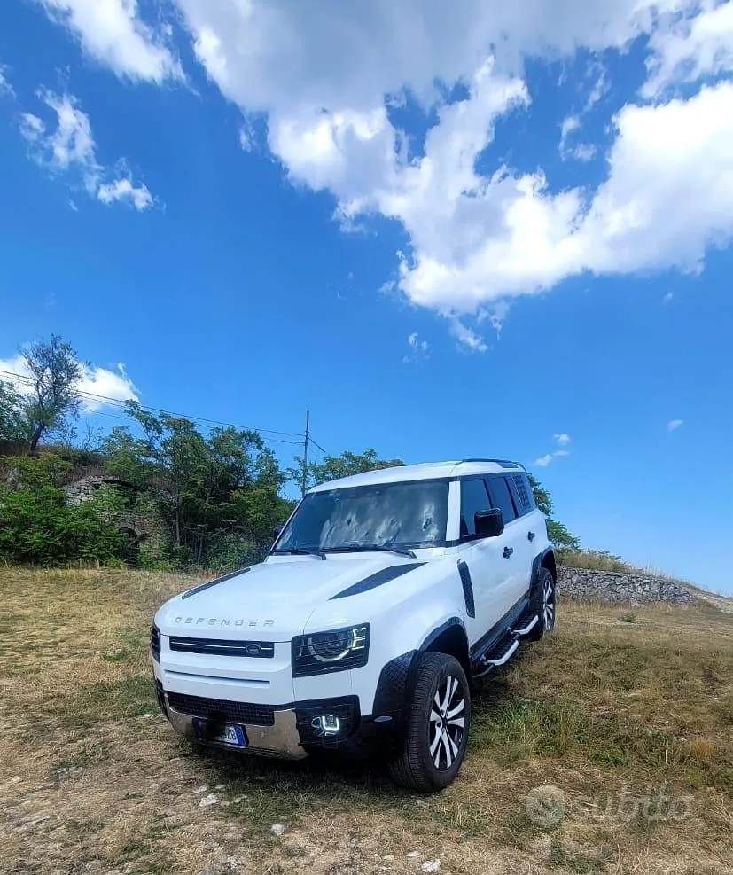Land Rover Defender