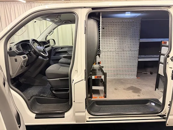 Volkswagen Transporter 2021 photo 3