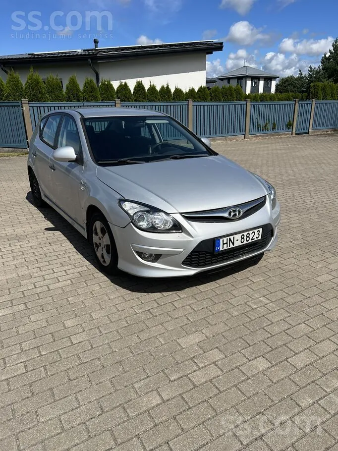 Hyundai I30 2010 photo 2
