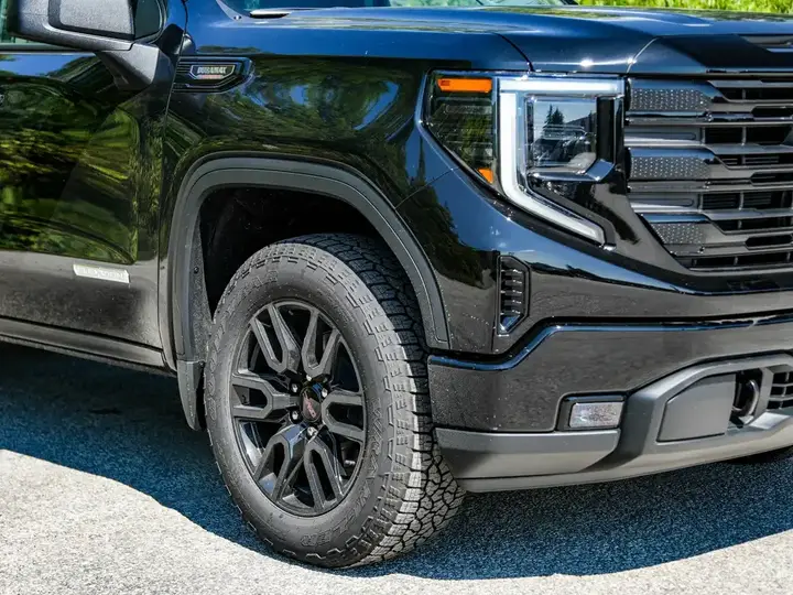 GMC Sierra 1500 2026 photo 4