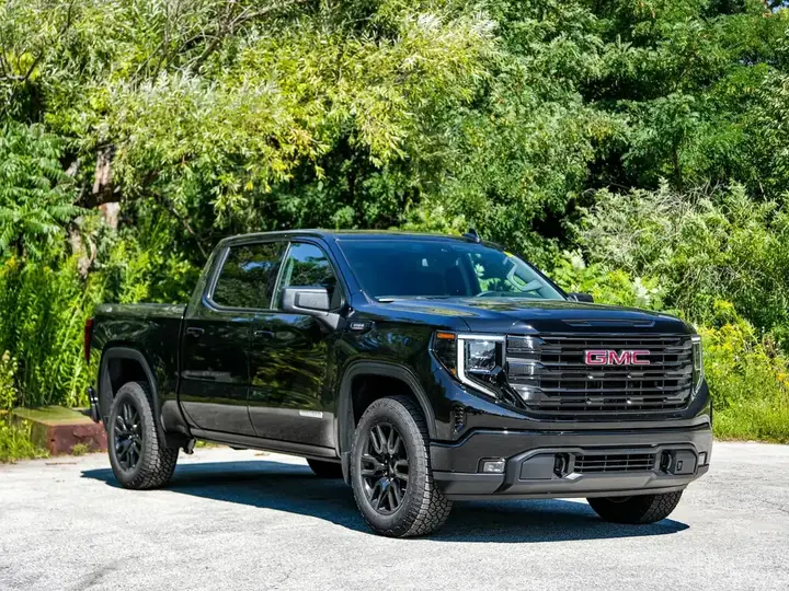 GMC Sierra 1500 2026 photo 3