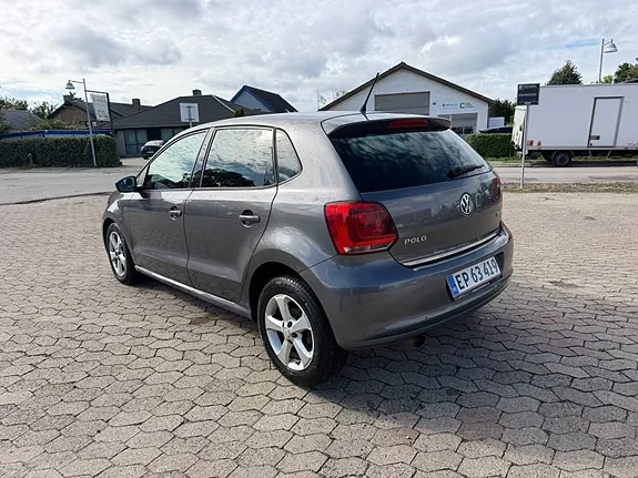 Volkswagen Polo 2009 photo 2