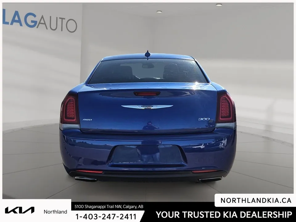 Chrysler 300 2019 photo 3